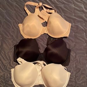 Lot of 3 Vanity Fair Bras Style 76380 Size 44C